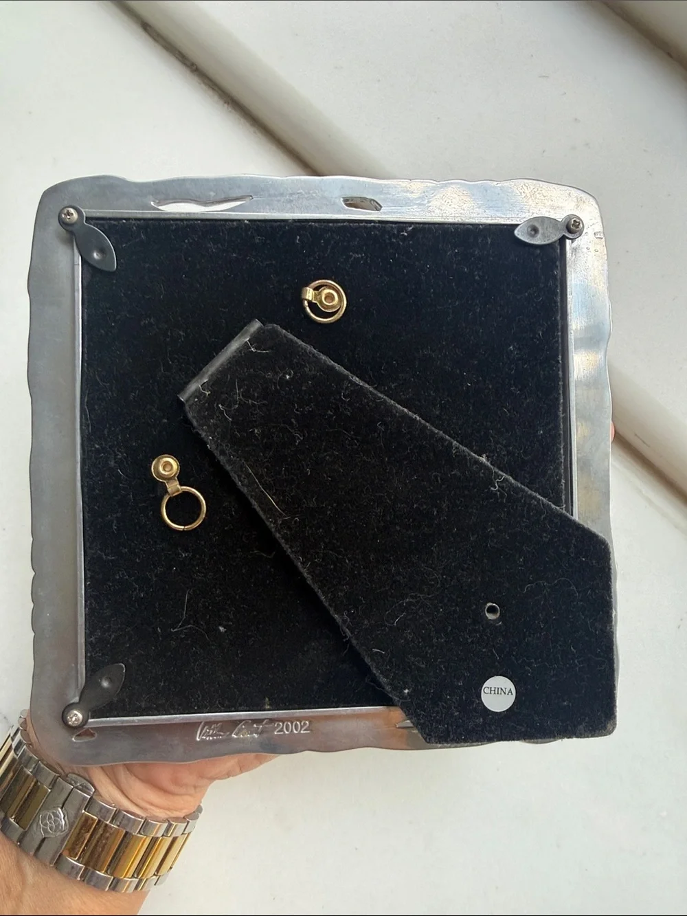 Arthur Court Silver Grapevine Square Frame with Round Opening